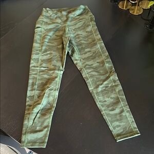 Green Camouflage Leggings